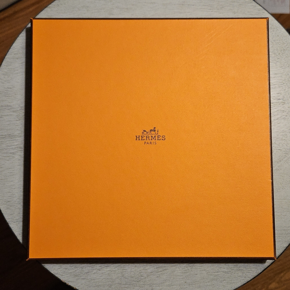 Hermes Jeu des Omnibus et Dames Blanches Silk Scarf - Picture 12 of 15